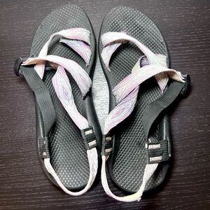 Women’s Chaco Z/2 Vibram Purple Aztec - Size 9